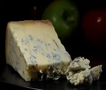 https://www.brisbanecheeseawards.com.au/wp-content/uploads/2019/05/Gippsland-Blue-1.webp